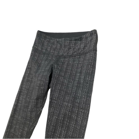 Lululemon Wunder Under Crop Sz 4 Textured Ziggy Wee October Angel Wing - Picture 7 of 9